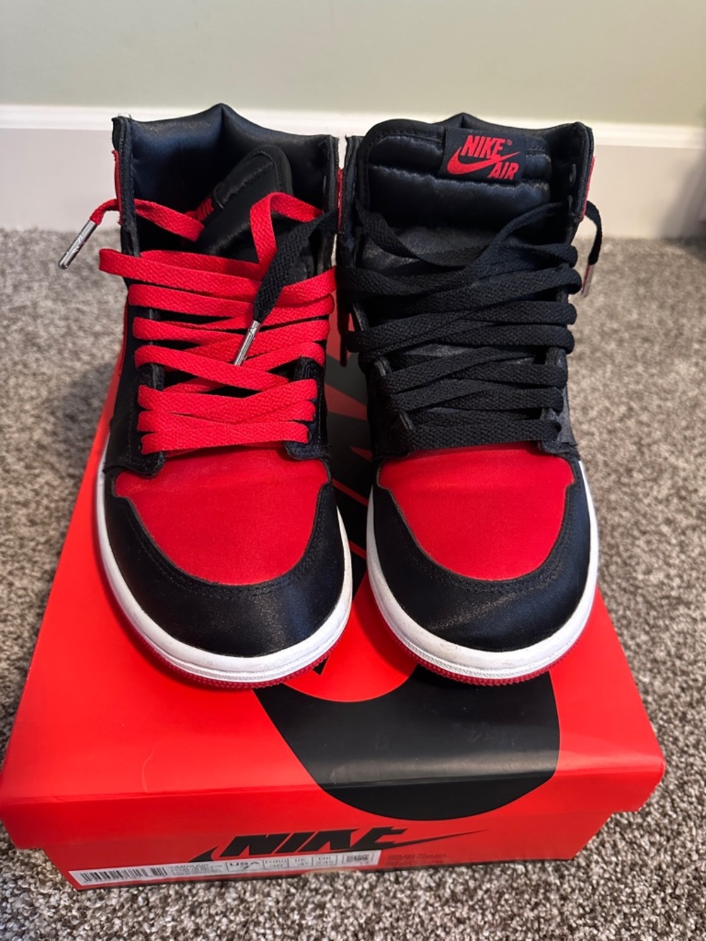 Air Jordan 1 Retro High-Top Sneakers in Red and Black